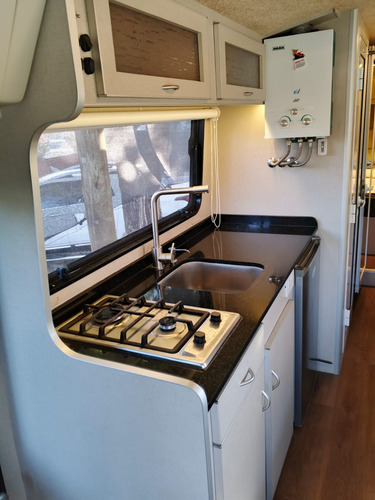 Motorhome Familiar Para 4 Personas, Autosuficiente.