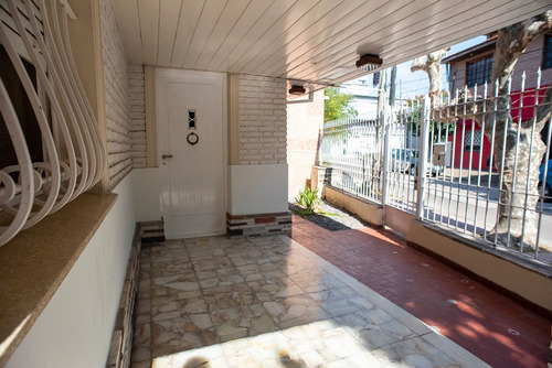 Imagen 2 de 29 de Venta Casa 4 Amb Patio Cochera Bernal