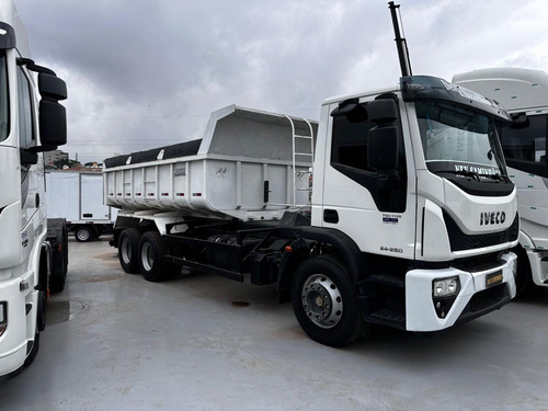 Iveco Tector Cacamba Basculante