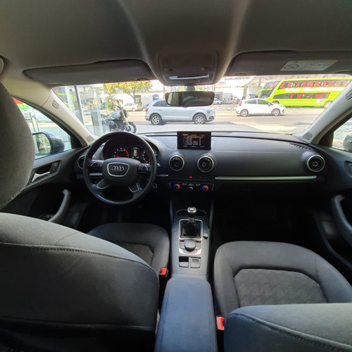 Imagen 6 de 15 de Audi A3 Sedán 1.4 Tfsi 122cv 2016 Marrocchi Exclusivos