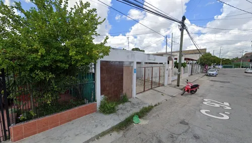 Casa En Venta En Colonia Centro Obrera, Mérida, Yucatán. Af*