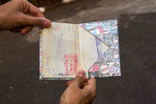 Capa De Passaporte De Papel Tyvek Ágora | Vintage