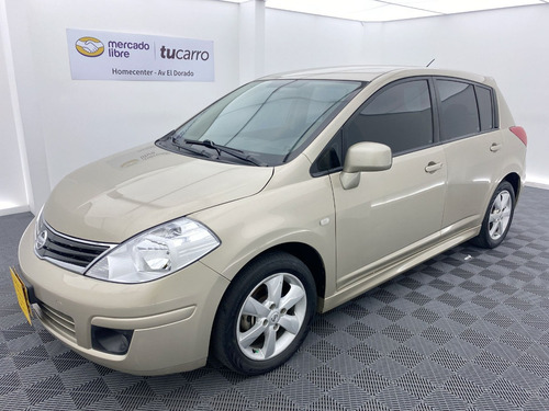 Imagen 5 de 20 de Nissan Tiida Hb Automatico 1.8