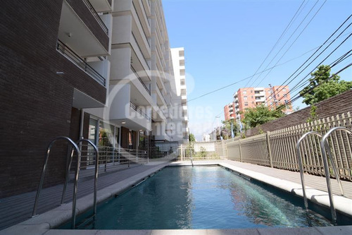 Departamento En Venta De 3 Dorm. En Macul