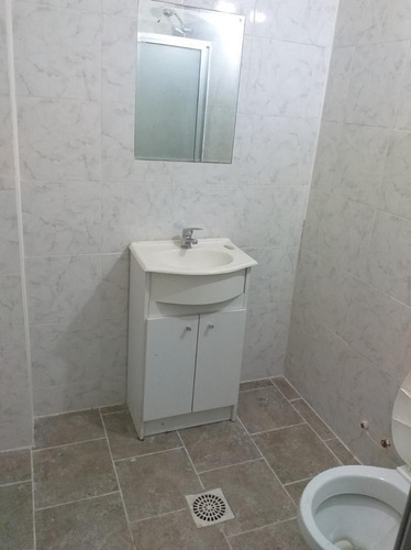 Apartamento En Planta Baja Con Renta En La Blanqueada