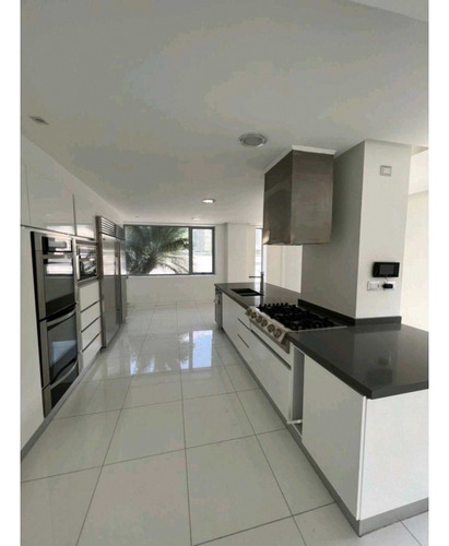En Venta Quinta En Urbanización El Castaño Maracay Edo. Aragua