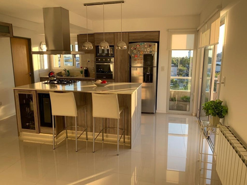Imagen 9 de 16 de Departamento 4 Ambientes En Venta - Mansilla 600 - Ituzaingó Norte