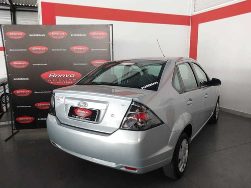 Ford - Fiesta Sedan 1.6 2014