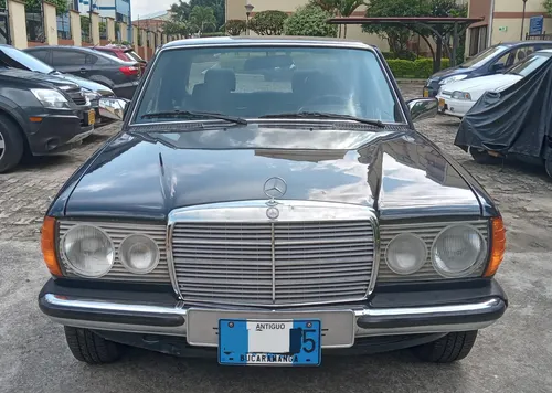Mercedes-Benz 230 2.3 S123