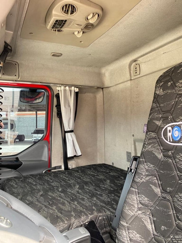 Imagem 9 de 15 de Volvo Vm 330 8x2