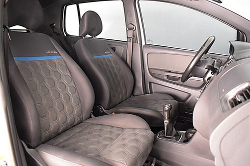 Volkswagen Fox 1.0 Mi Seleção 8v Flex 4p Manual 2014