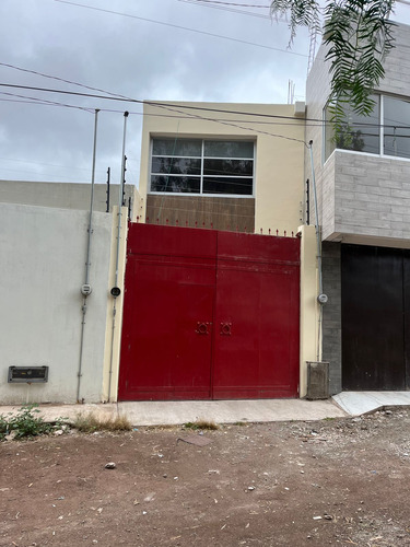 Casa En Col. Caltengo, Tulancingo De Bravo, Hidalgo