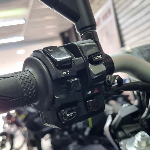 Imagen 4 de 16 de Moto Yamaha Mt 09-900cc Nueva De Agencia 0km - Año 2022