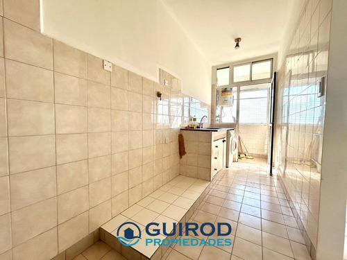 Venta Departamento 3 Ambientes Luminoso Con Bajas Expensas