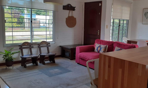 Impecable Casa Muy Soleada Linda Ubicación Buena Oportunidad