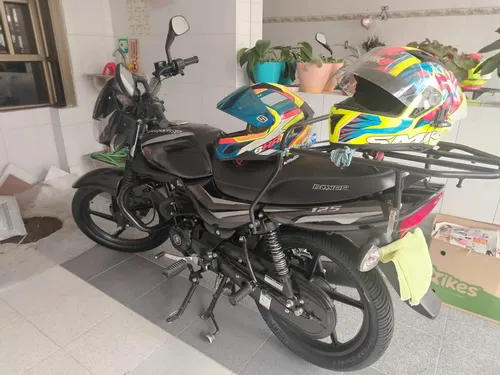 Motocicleta Bajaj Modelo 2023 Papeles Al Día Como Nueva