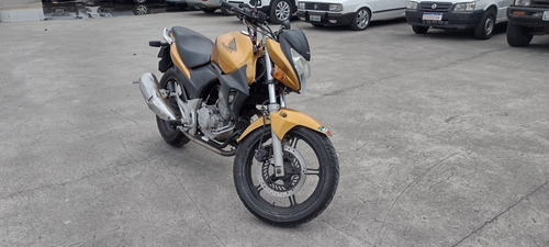 Imagem 2 de 7 de Honda Cb300