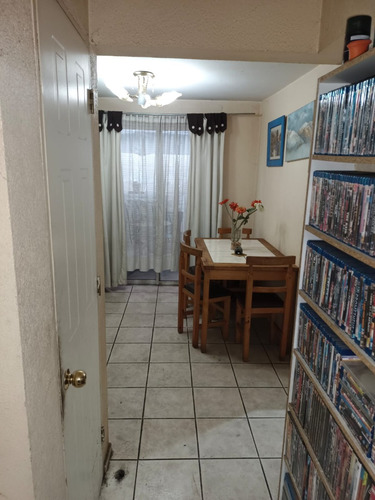 La Casa Cuenta Con Una Excelente Ubicacion Cercana A Los