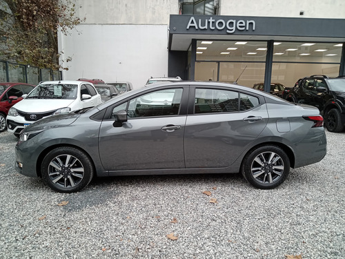 Nissan Versa 1.6 Advance At