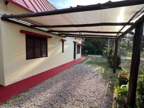Alquilo Casas En Punta Colorada, Piriápolis, A 2 Cuadras De La Playa
