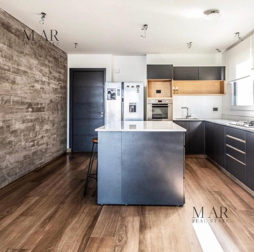 Imagen 15 de 30 de Casa En Venta Con Salida A La Laguna Central En Barrio El Golf Nordelta