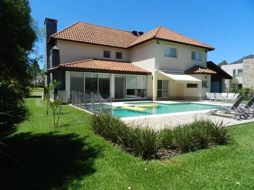 Propiedad A La Venta St Thomas - Canning - Oportunidad