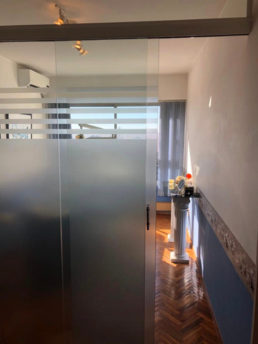 Consultorio Odontológico / Apartamento Con Vita A La Rambla