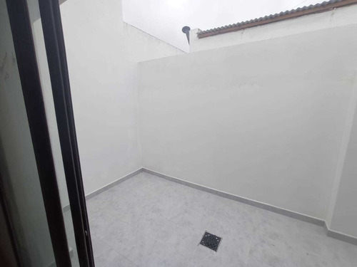 Departamento En Venta 70 9 Y 10 Refaccionado S/ Exp.