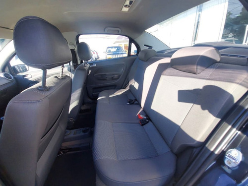 Imagem 9 de 9 de Volkswagen Voyage 1.6 Mi Comfortline 8v