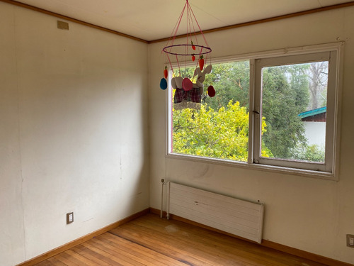 Casa De 78 M2 De2 Pisos, Sector Teja Sur, Isla Teja,valdivia