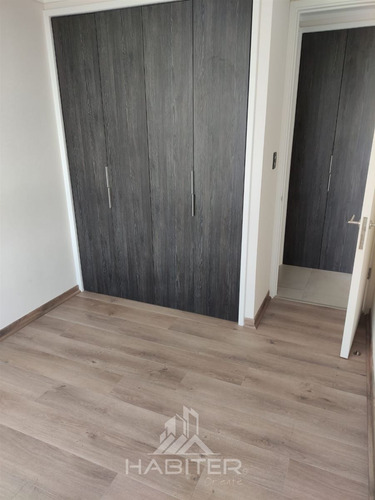 Departamento En Venta De 2 Dorm. En Santiago