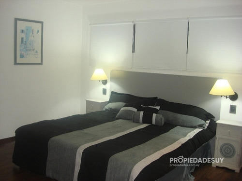 Venta - Casa Minimalista En Barrio Privado - Ref: 756