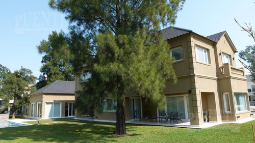 Imagen 10 de 16 de Casa - Saint Thomas