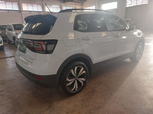 Volkswagen T-Cross 1.0 200 TSI TOTAL FLEX AUTOMÁTICO