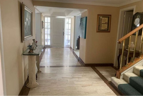 Imagen 5 de 17 de Casa En Arriendo En Bogotá Santa Bárbara Alta. Cod 119013704