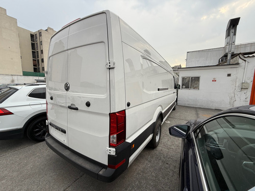 Volkswagen Crafter 2.0 cargo van 4.7 caja ext 2025