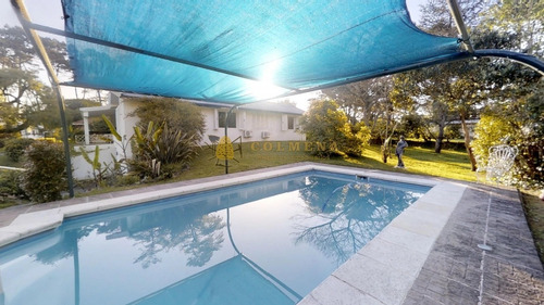 Encantadora Casa En Playa Mansa Consulte!! Con Un Entorno Inigualable- Ref: 2600