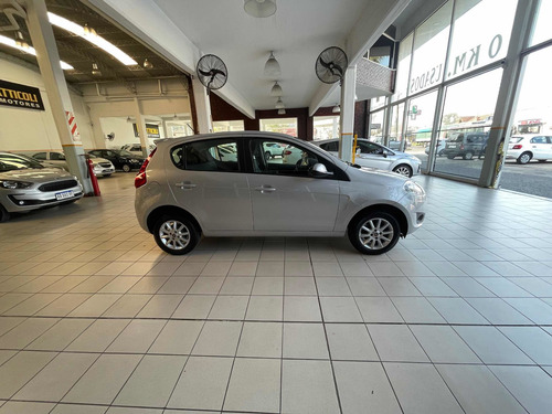 Imagen 5 de 13 de Fiat Palio 1.4 Nuevo Attractive Pack Top 85cv 2017