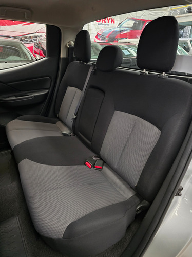 Mitsubishi L200 2.4 Cd Glx 4X2 Mt