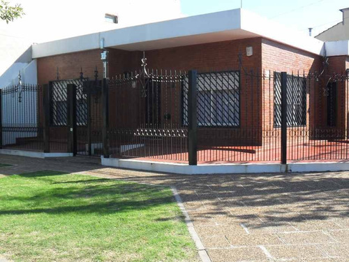 Imagen 9 de 11 de Casa En Venta En Ituzaingo Sur