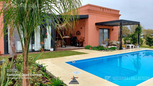 Casa En Venta En San Benito-villanueva