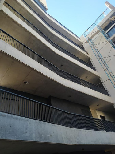 Imagen 1 de 30 de Departamento Duplex 2 Dormitorios Balcón Al Frente Y Terraza Exclusiva - Luis Agote