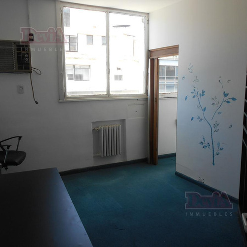 Venta - Oficina - Avenida Presidente Julio. A. Roca 700 - Monserrat