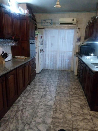 Excelente Oportunidad Venta Inmueble 4 Amb + Lote. Se Venden