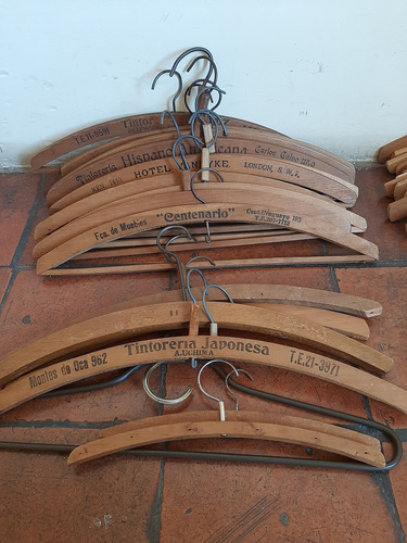 Perchas De Madera Antiguas Satrerias Tintorerías - Martínez Madera