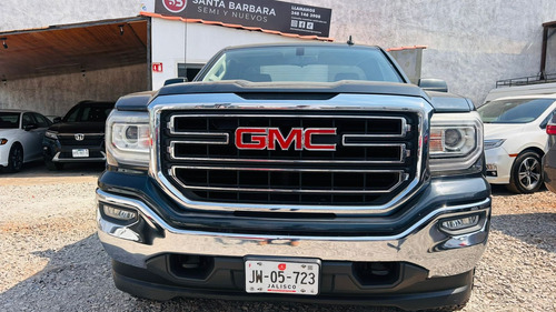 GMC Sierra 5.4 Cabina Regular Sle 4x4 At