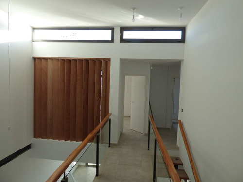 Imagen 7 de 24 de Dúplex En Venta Docta