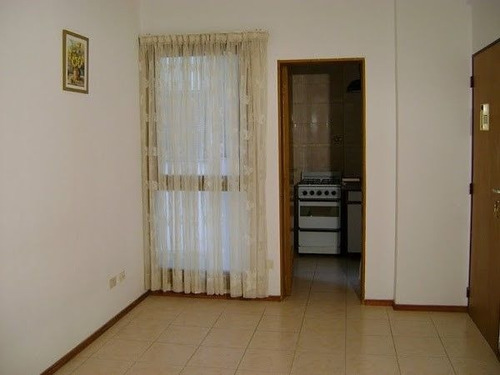 Imagen 3 de 7 de Vendo Departamento 2 Ambientes Con Cochera Paseo Aldrey