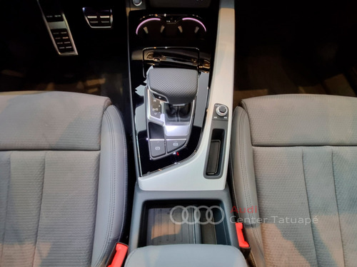 Audi A4 2.0 TFSI MHEV S LINE QUATTRO S TRONIC