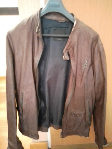 Campera Cuero A Zara Man. Detalles No Envio